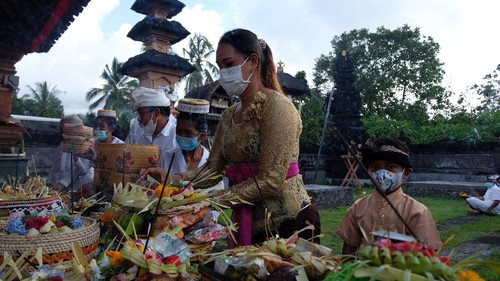 Kalender Bali Hari Ini: Sukra Wage Wayang